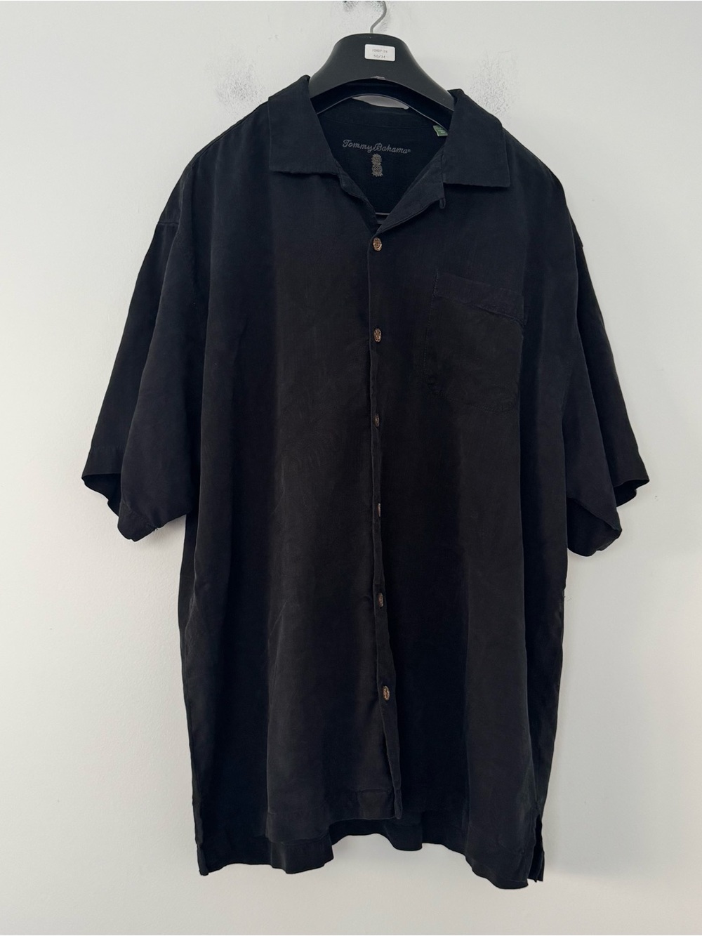Tommy Bahama Camp 100% Silk Shirt Mens XL Black Jacquard Tropical Floral Funeral